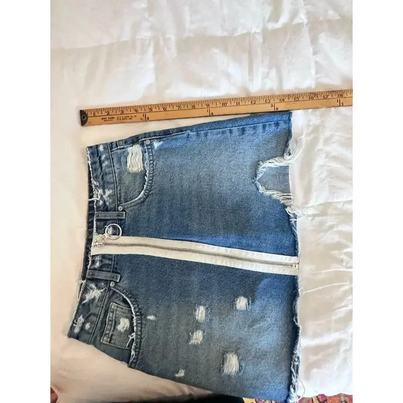 Zara Trafaluc Denimwear Blue Distressed Zip Front Midi Skirt Size XS - Picture 5 of 5